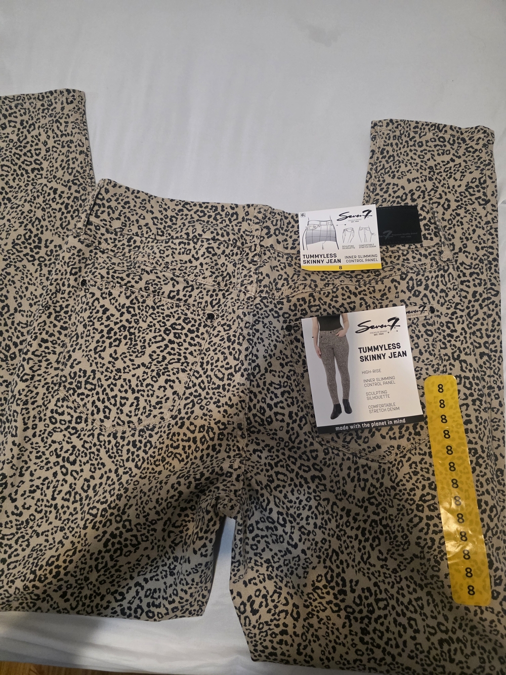 Seven7 Tummyless Skinny Jean in Leopard Print (Beige/Black) - Picture 4 of 5